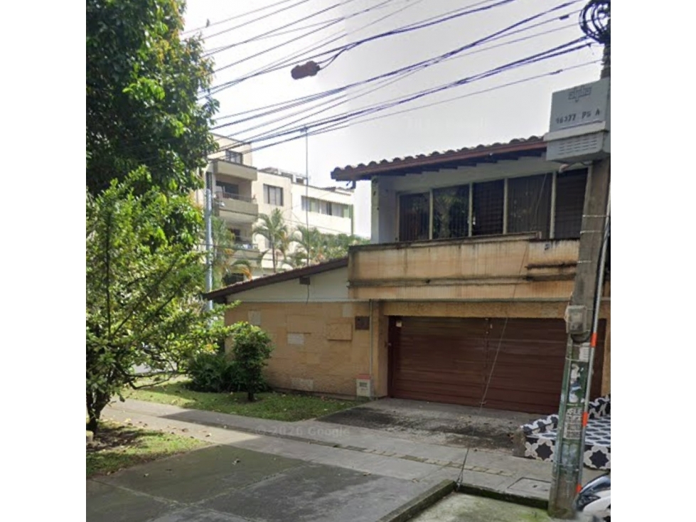Casa esquinera en arriendo Laureles El Nogal — foto 3