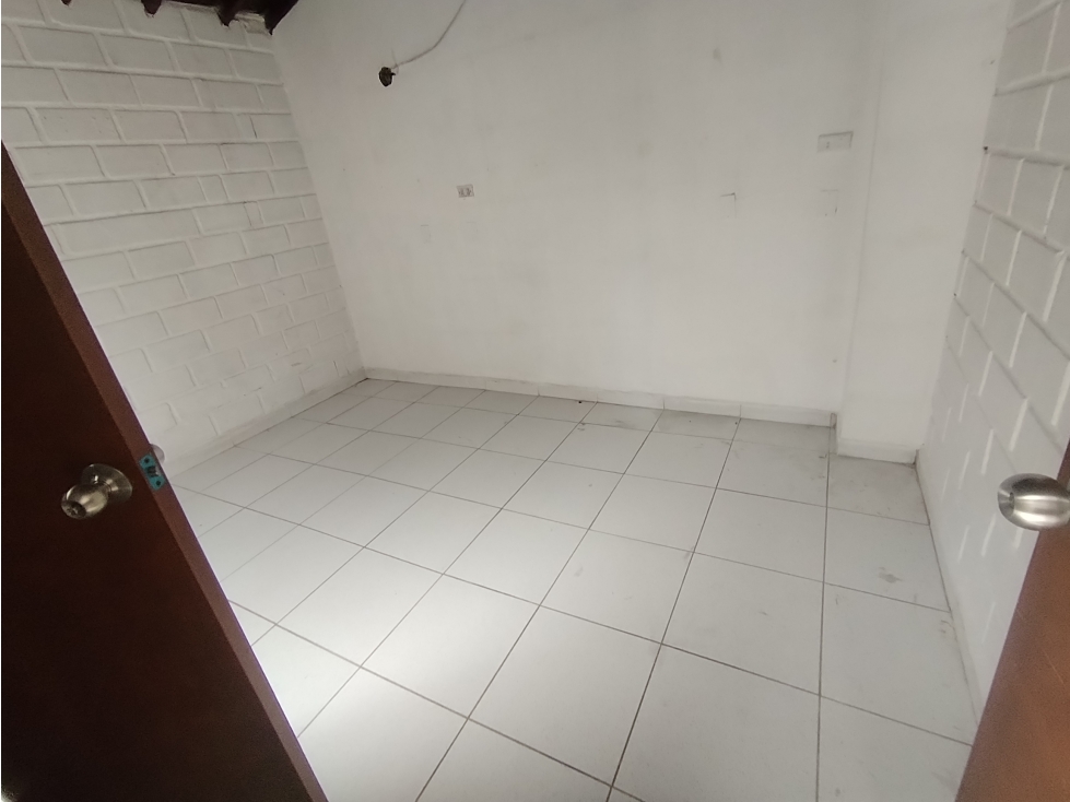 BODEGA O LOCAL EN ARRIENDO SECTOR CARIBE — foto 5