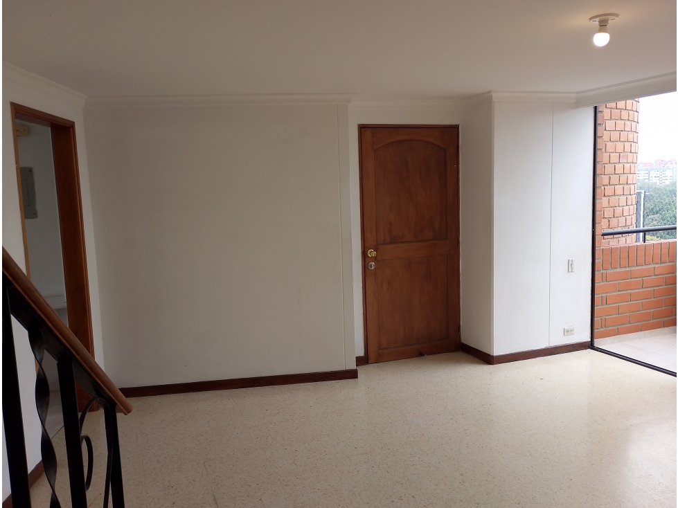SE ARRIENDA APARTAMENTO PISO 10 CON PANORAMICA — foto 6