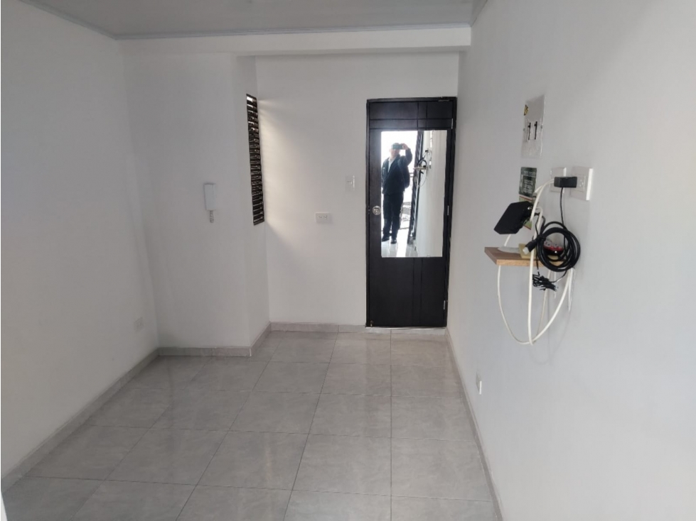 APARTAESTUDIO TIPO LOFT EN ARRIENDO BELÉN LAS MERCEDES — foto 6