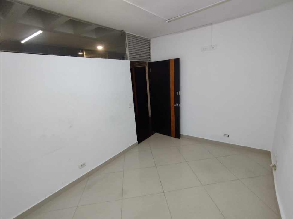 APARTAMENTO EN ARRIENDO SECTOR LAURELES — foto 2