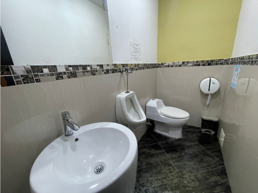 OFICINA EN ARRIENDO SECTOR LAURELES — foto 4