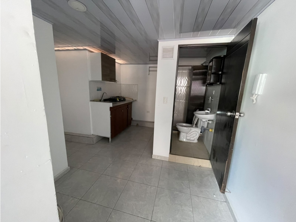 APARTAMENTO EN ARRIENDO SECTOR BELEN LAS MERCEDES — foto 2