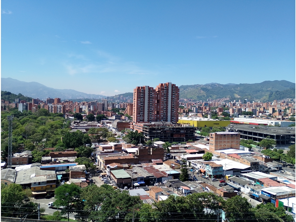 ARRIENDO APARTAMENTO PISO 16 DE 3 ALCOBAS CON PANORAMICA — foto 3
