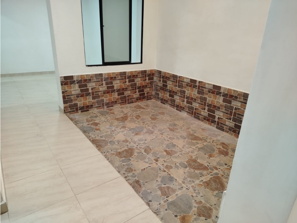 APARTAMENTO EN ARRIENDO SECTOR ARANJUEZ - 2