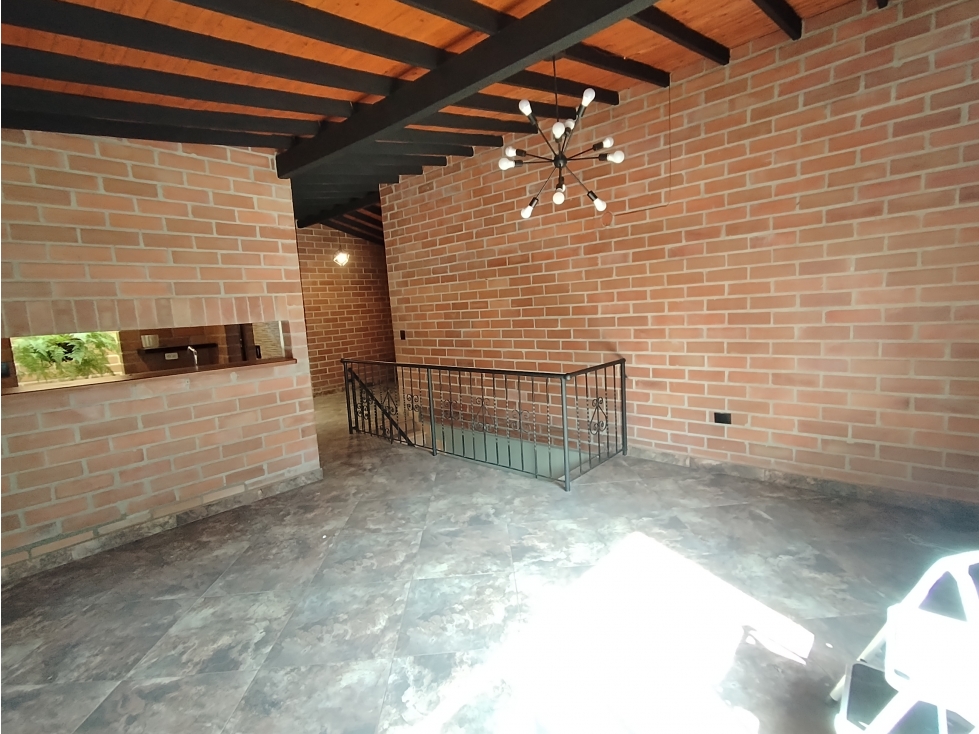 APARTAMENTO EN ARRIENDO SECTOR BELEN LOS ALPES — foto 5