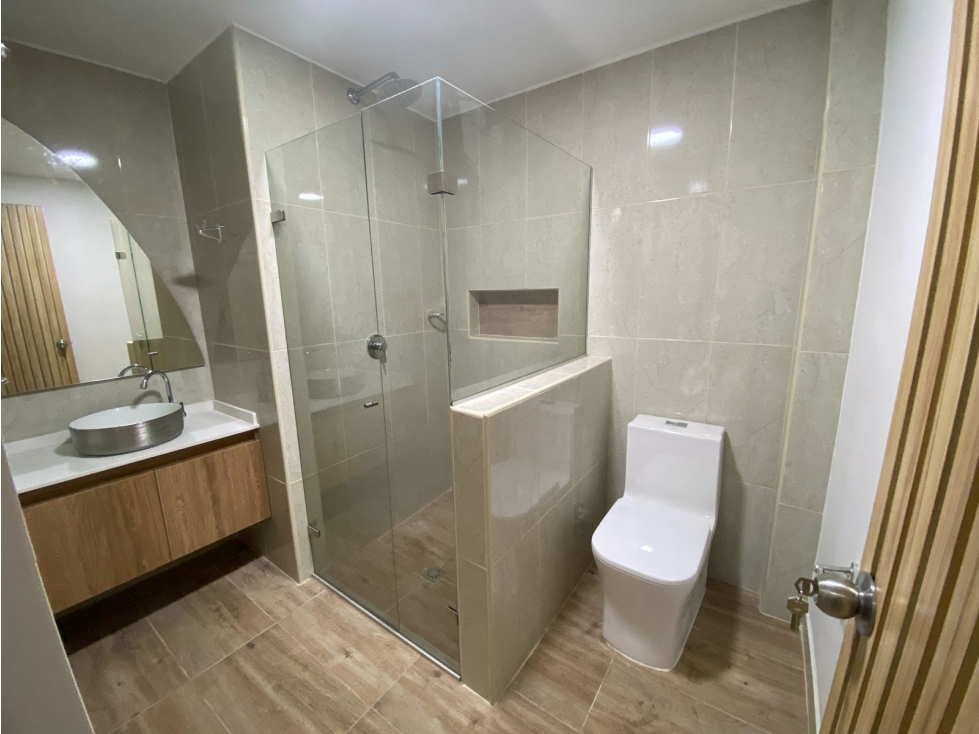 SE ARRIENDA CASA LA FLORESTA — foto 4