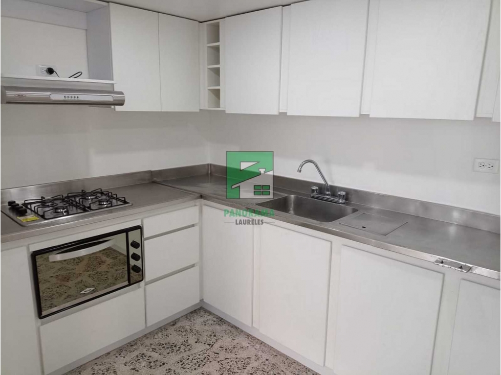VENTA APARTAMENTO EN LAURELES CERC A SANTA TERESITA — foto 2