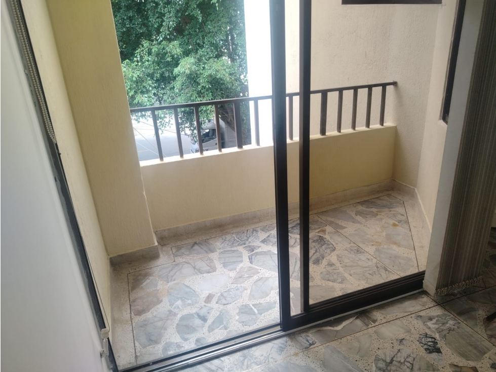 APARTAMENTO DÚPLEX EN ARRIENDO SECTOR SIMÓN BOLÍVAR — foto 5