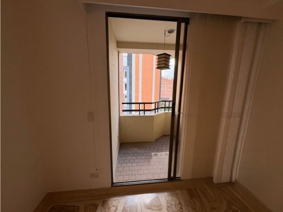 EXCELENTE APARTAMENTO EN ARRIENDO SECTOR LAURELES — foto 6
