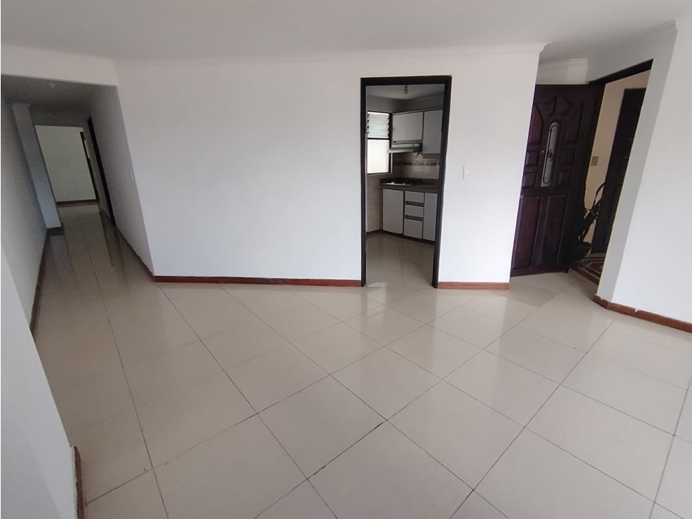 EXCELENTE APARTAMENTO EN ARRIENDO SECTOR LAURELES NOGAL — foto 6