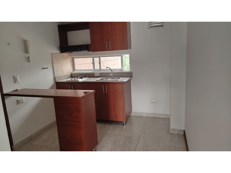 APARTAESTUDIO EN ARRIENDO BELÉN LOS ALPES