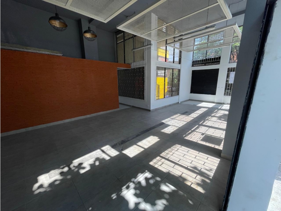 LOCAL EN ARRIENDO SECTOR ROSALES - 4