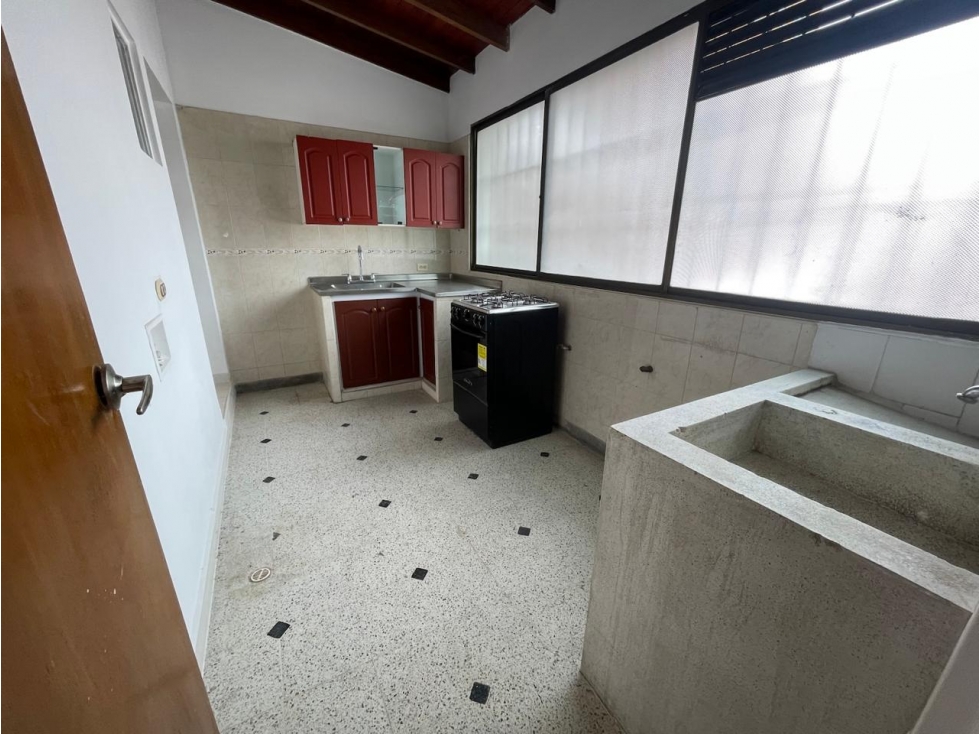 APARTAMENTO EN ARRIENDO SECTOR SIMON BOLIVAR — foto 2