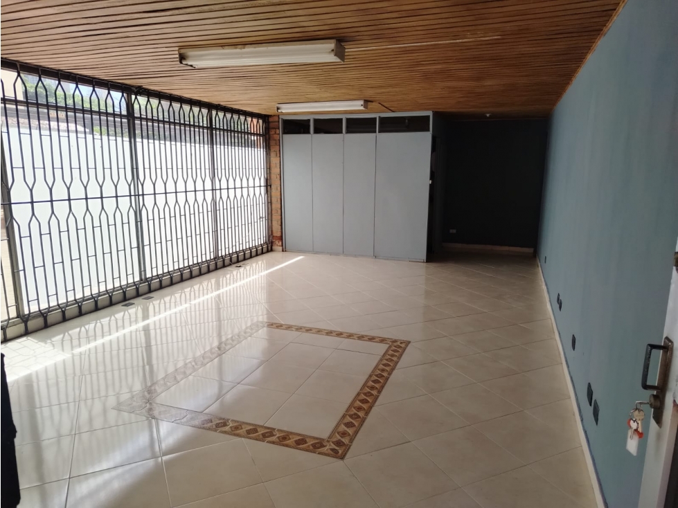 ARRIENDO LOCAL EN TORRES DEL RIO EN CONQUISTADORES — foto 2