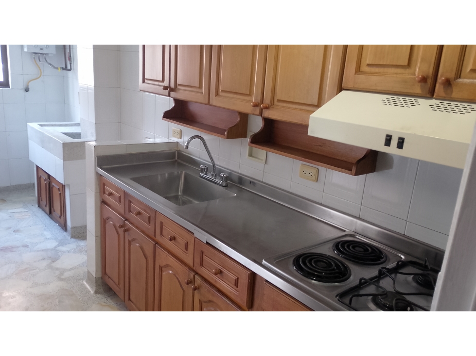 ARRIENDO APARTAMENTO CERCA ALA PONTIFICIE BOLIVARIANA — foto 2