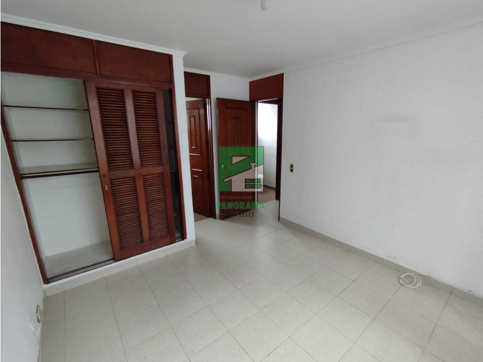 APARTAMENTO EN ARRIENDO SECTOR LA ALMERIA — foto 6