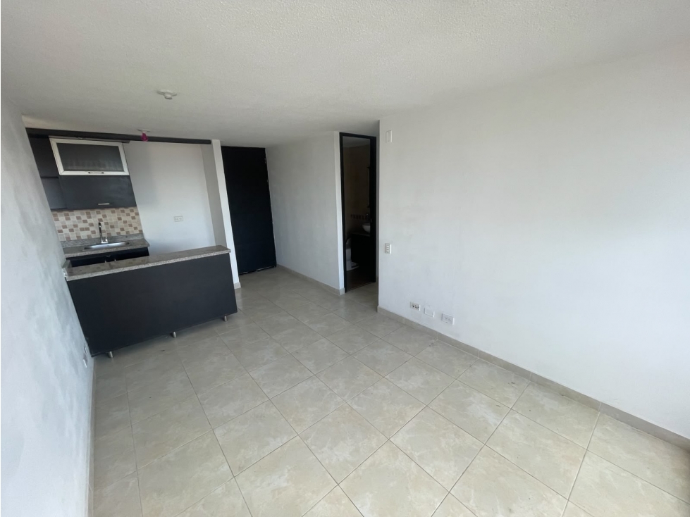 APARTAMENTO EN ARRIENDO SECTOR LOMA DE LOS BERNAL