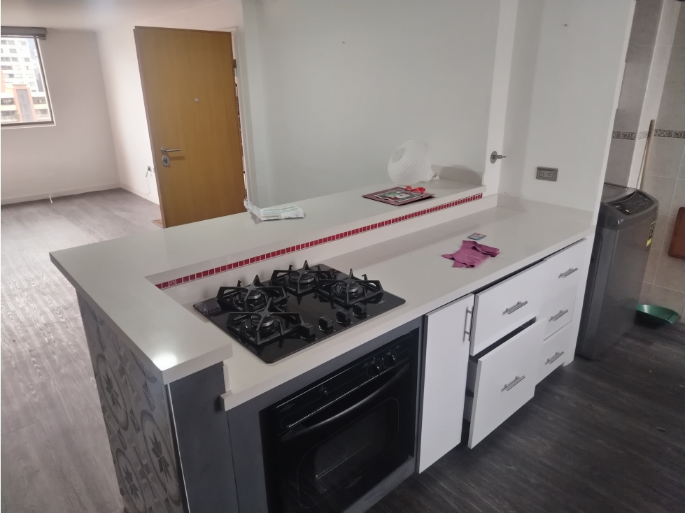 APARTA ESTUDIO EN ARRIENDO SECTOR LAURELES