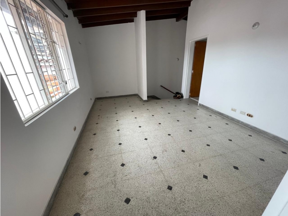 APARTAMENTO EN ARRIENDO SECTOR SIMON BOLIVAR — foto 4