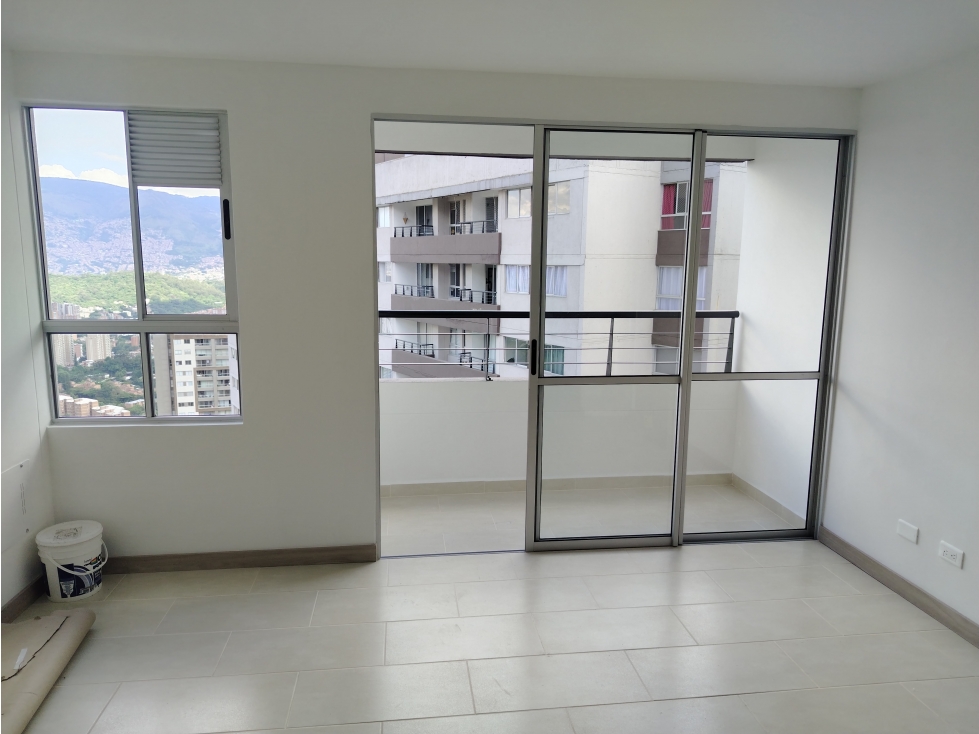 APARTAMENTO EN ARRIENDO SECTOR CALASANZ UNIDAD CERRADA — foto 3
