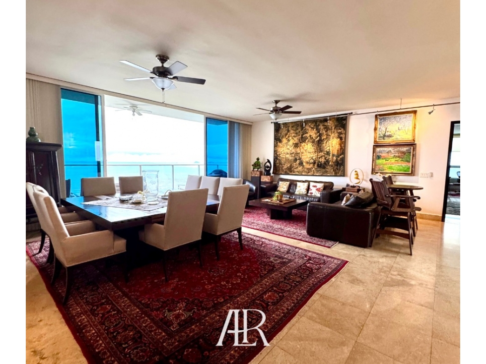 Venta exclusivo apartamento en Costa del Este - Vista al mar