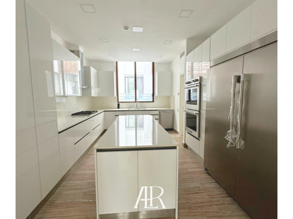 Alquilo apartamento con Línea Blanca en Ocean Reef Island, P.H. Garden — foto 2
