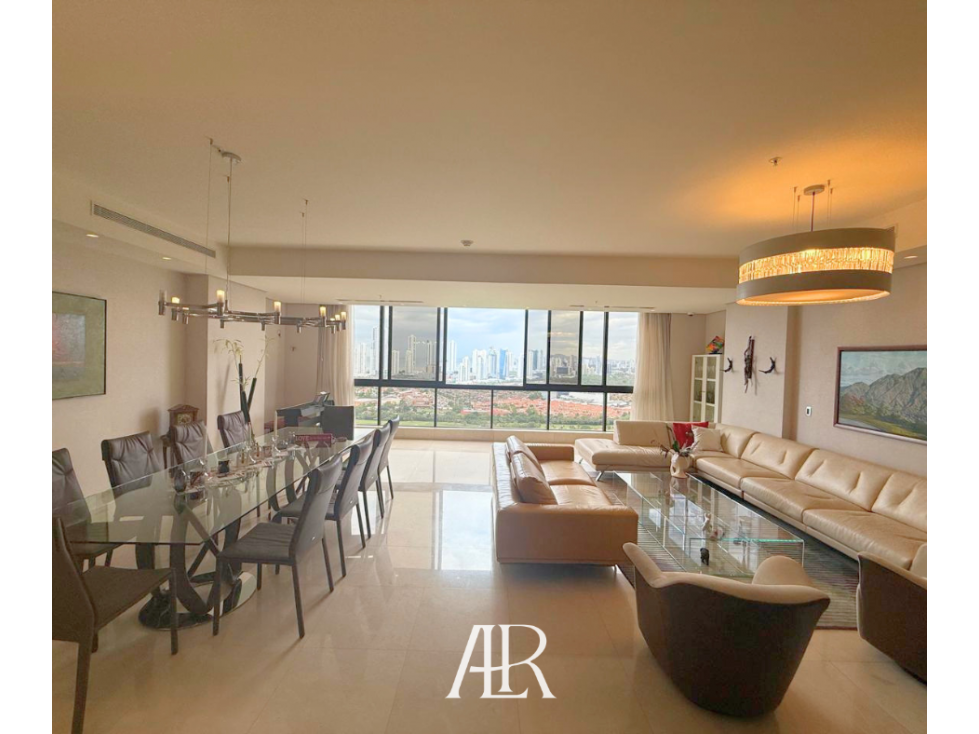 Vendo Penthouse en Santa María Golf & Country Club