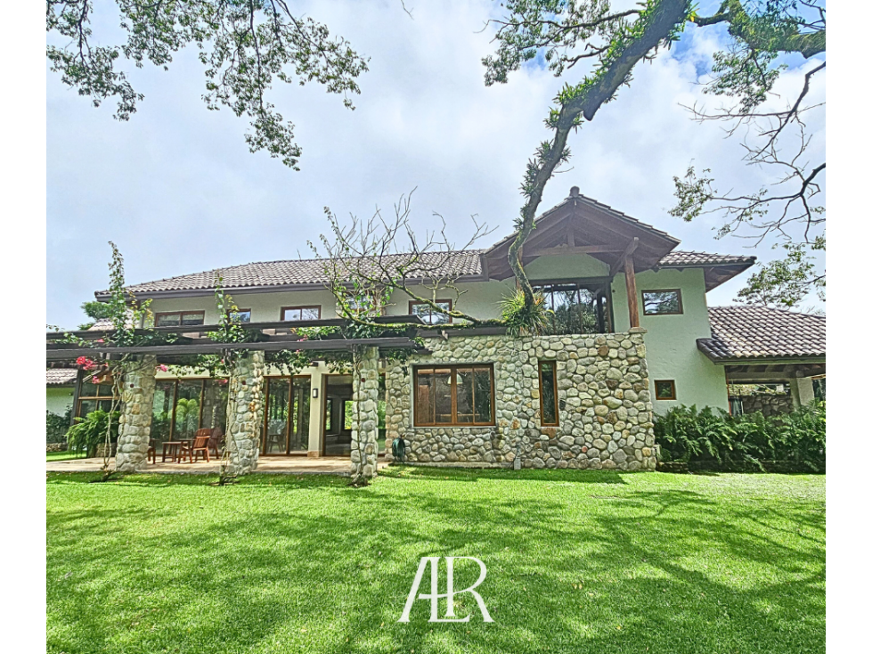 Vendo Casa en El Valle de Antón