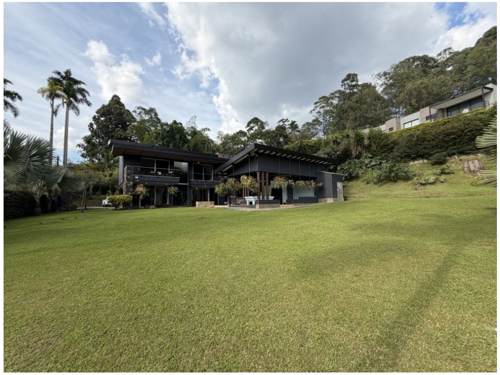Casa en venta en Envigado, sector Loma Del Escobero — foto 3