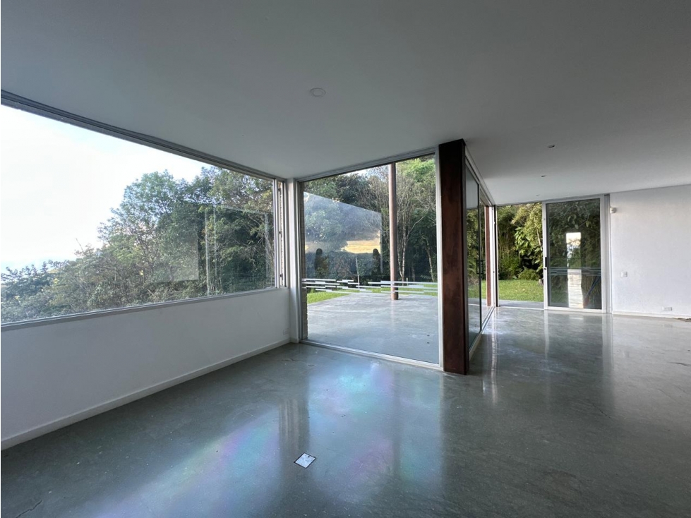 Vendo Casa en sector de Palmas, parcelacion exclusiva