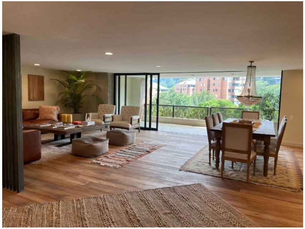Apartamento completamente remodelado / excelente ubicación