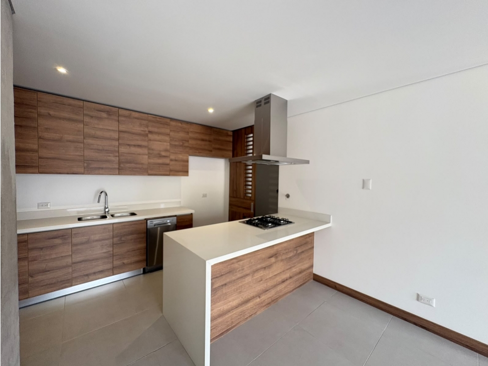 Apartamento en arriendo Ciudad del rio, Poblado — foto 2