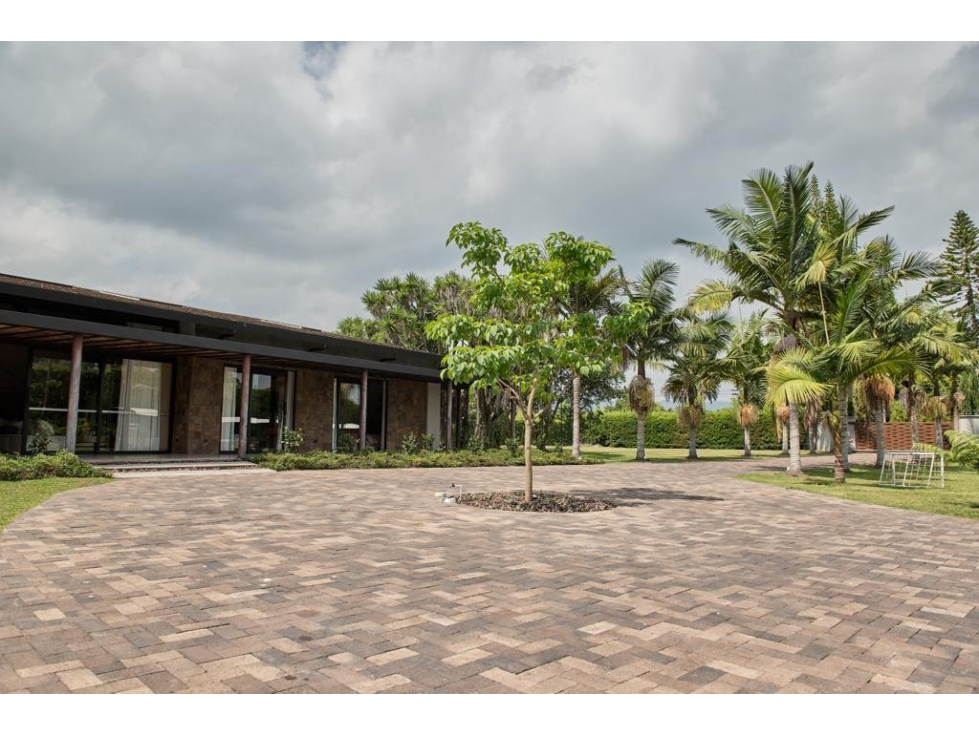 Casa con caballerizas, sector cabeceras-Rionegro — foto 4