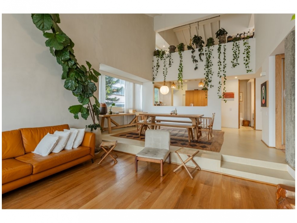 Duplex en El Poblado, sector Las Lomas