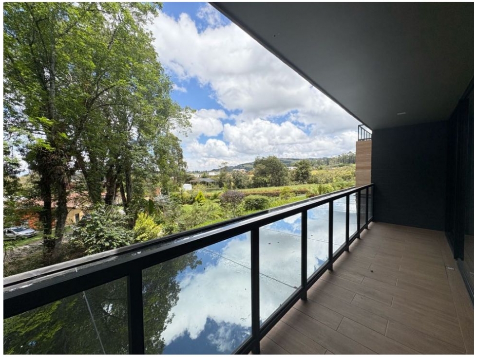 Apartamento en Envigado, sector Alto de Palmas — foto 2