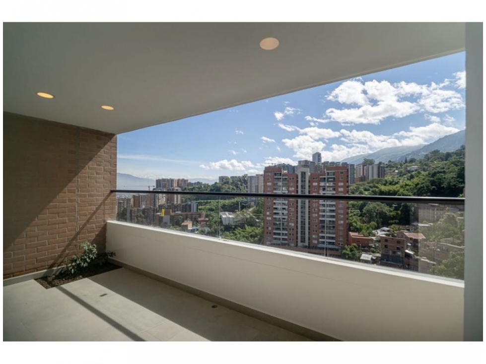 Apartamento en Envigado, sector Camino Verde — foto 2