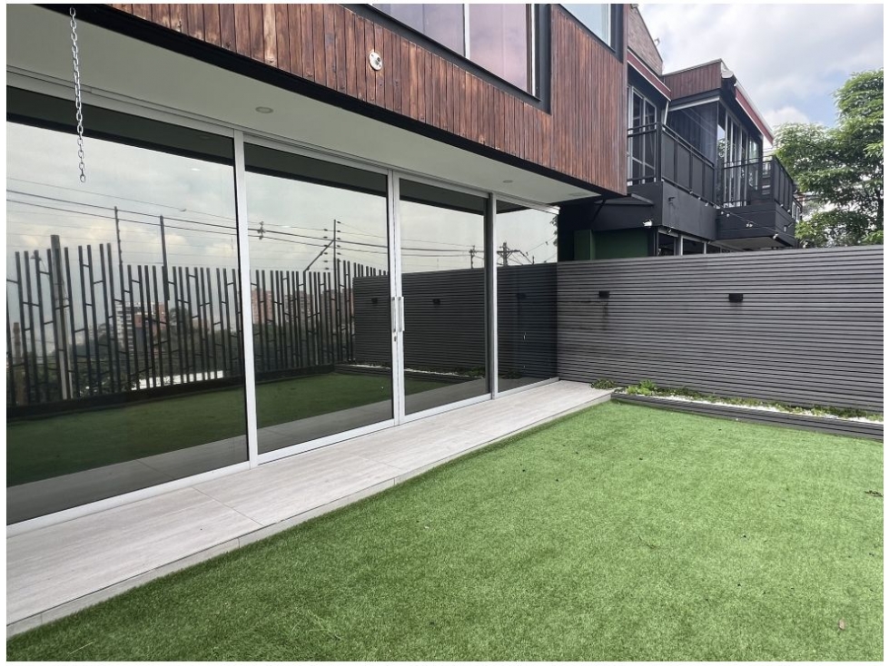 Casa en Envigado, sector Loma el Atravesado — foto 2