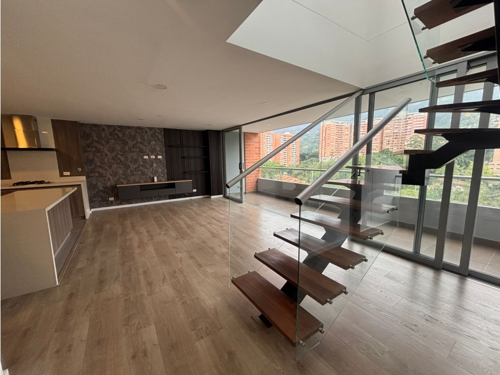 Apartamento en Envigado, sector Loma de las Brujas