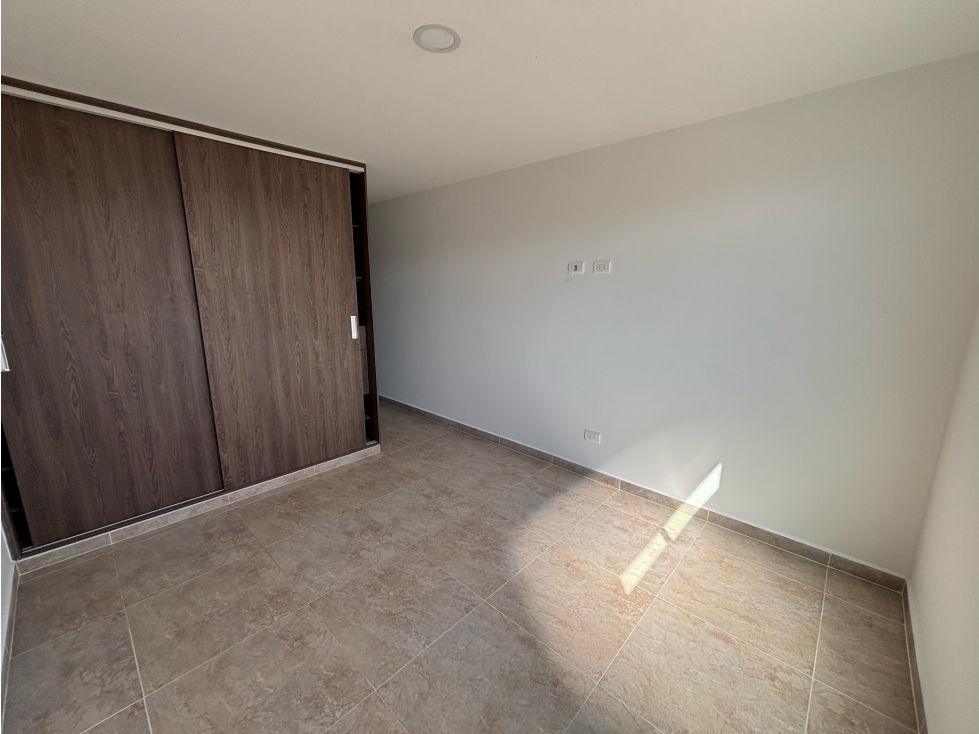Vendo apartamento con terraza muy grande en Laureles — foto 2