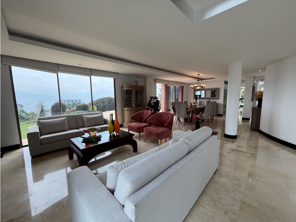 Casa en venta en Envigado, Escobero parte baja — foto 2