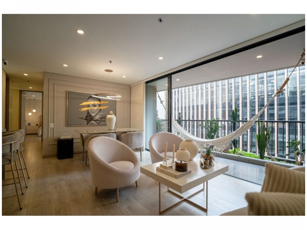 Apartamento en Medellin, sector Altos del Poblado — foto 2