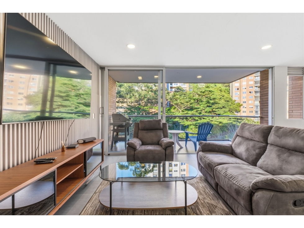 Apartamento en El Poblado, sector Castropol — foto 2