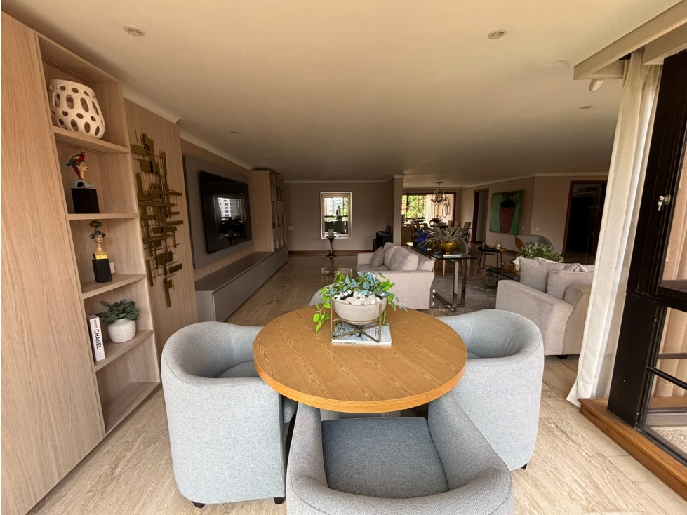 Amplio apartamento para venta en el sector de castropol, Medellin — foto 2