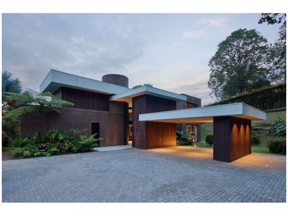 Casa en Medellin, sector Las Palmas