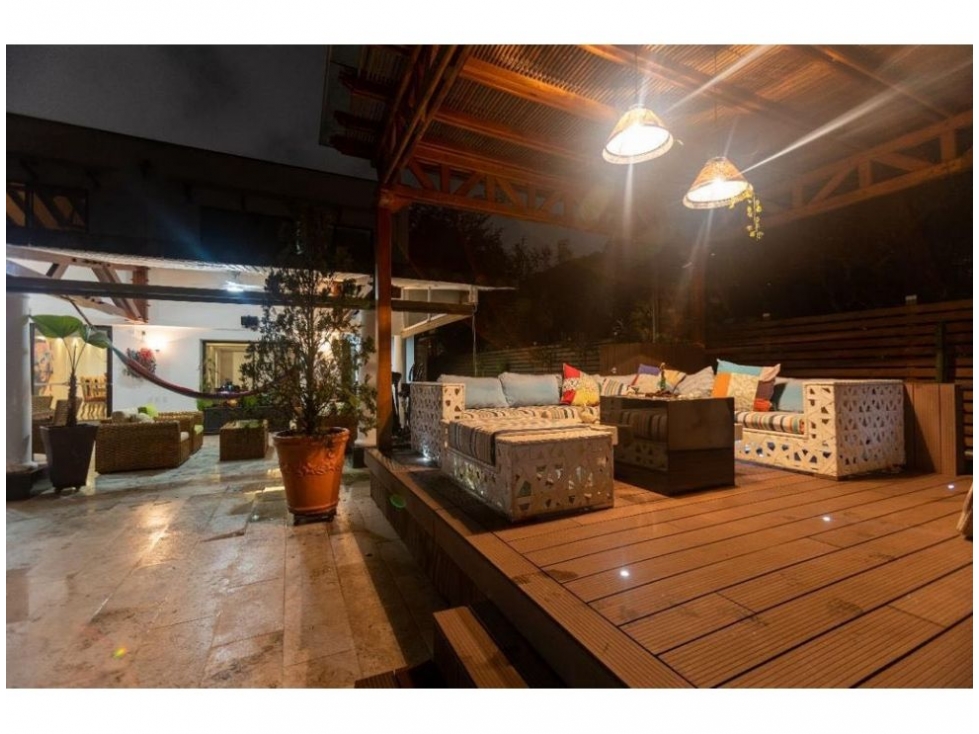 HERMOSA casa con jacuzzi y deck cubierto sector CLUB CAMPESTRE — foto 3