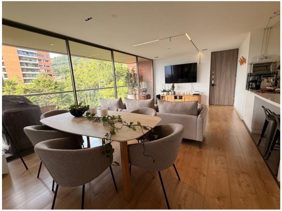 Apartamento en El Poblado, sector Cola del Zorro — foto 2