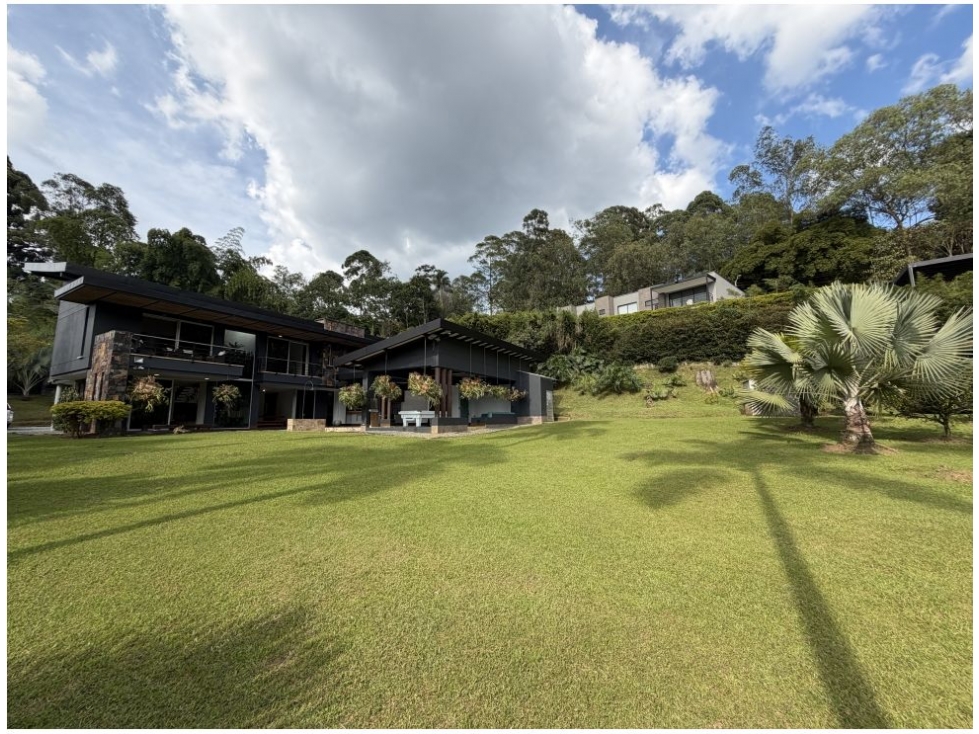 Casa en venta en Envigado, sector Loma Del Escobero — foto 5