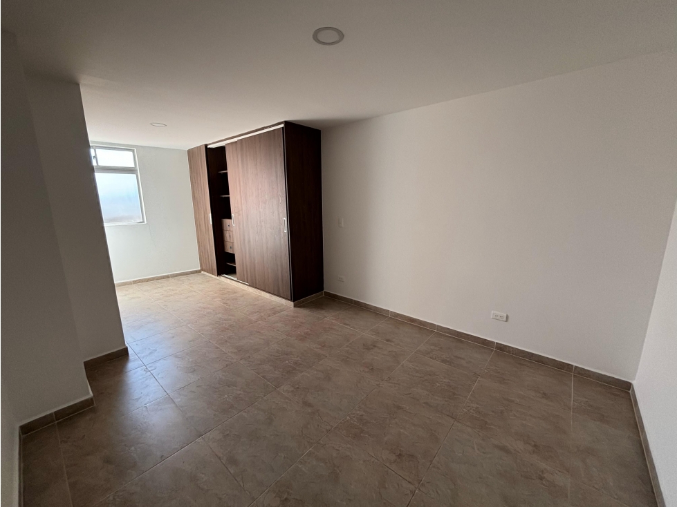 Vendo apartamento con terraza muy grande en Laureles — foto 4