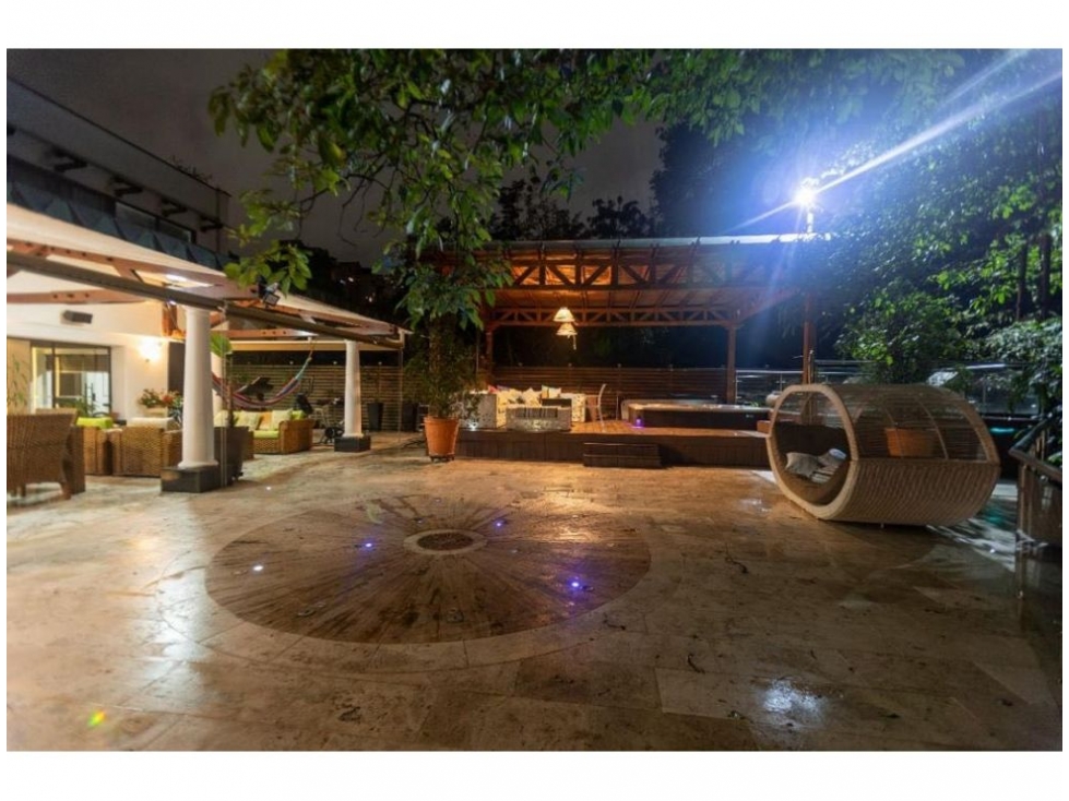 HERMOSA casa con jacuzzi y deck cubierto sector CLUB CAMPESTRE — foto 4
